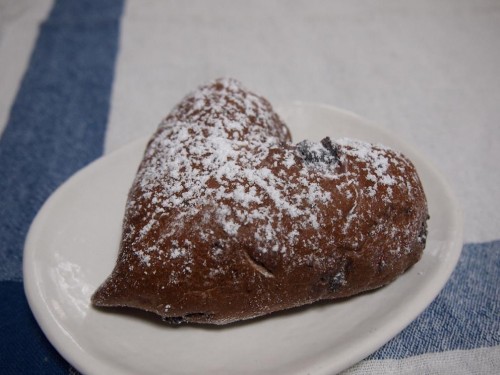 ドライストロベリーとチョコのベーグル
