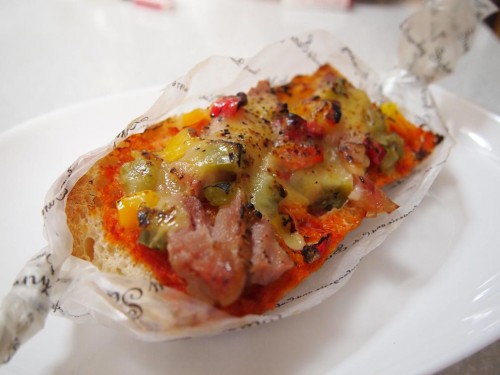 パプリカチキンのタルティーヌ