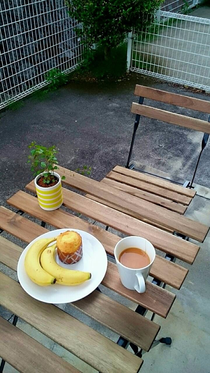 4836